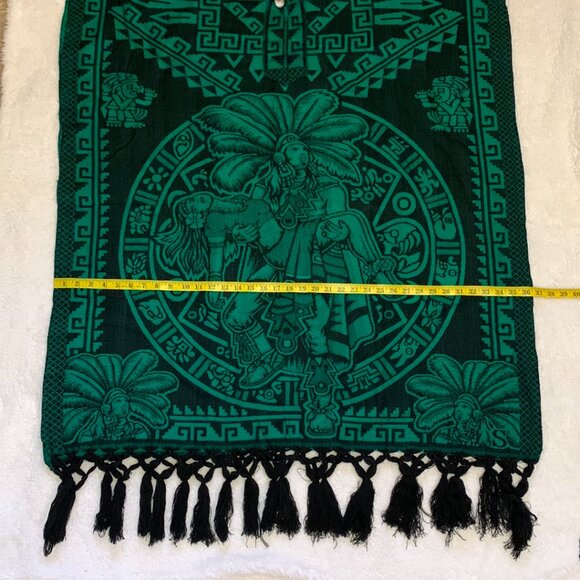 Latin American Aztec Poncho Unisex One Size Fits All Green NWOT - Picture 7 of 8
